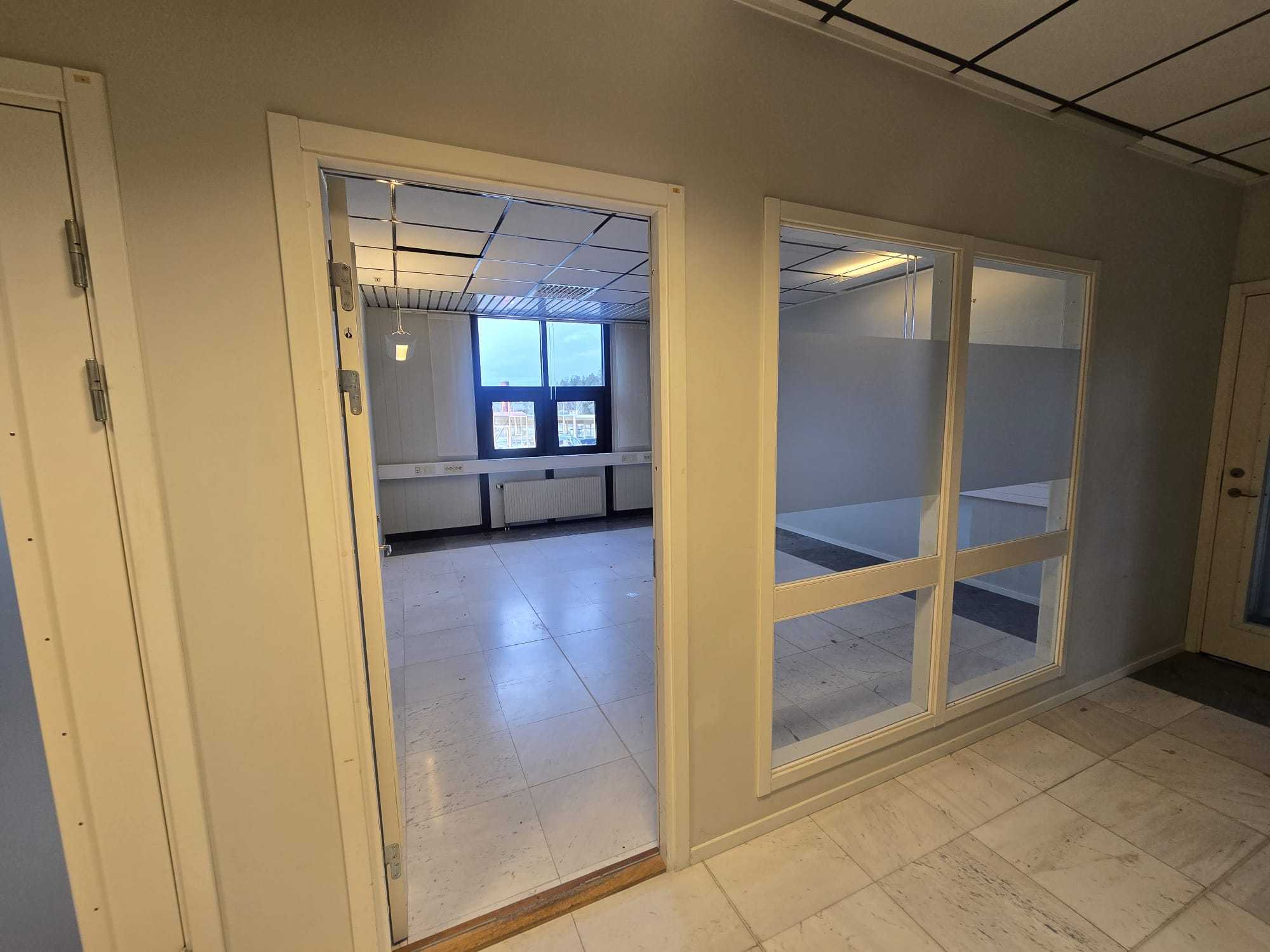 Ledigt kontor 25 m²  3