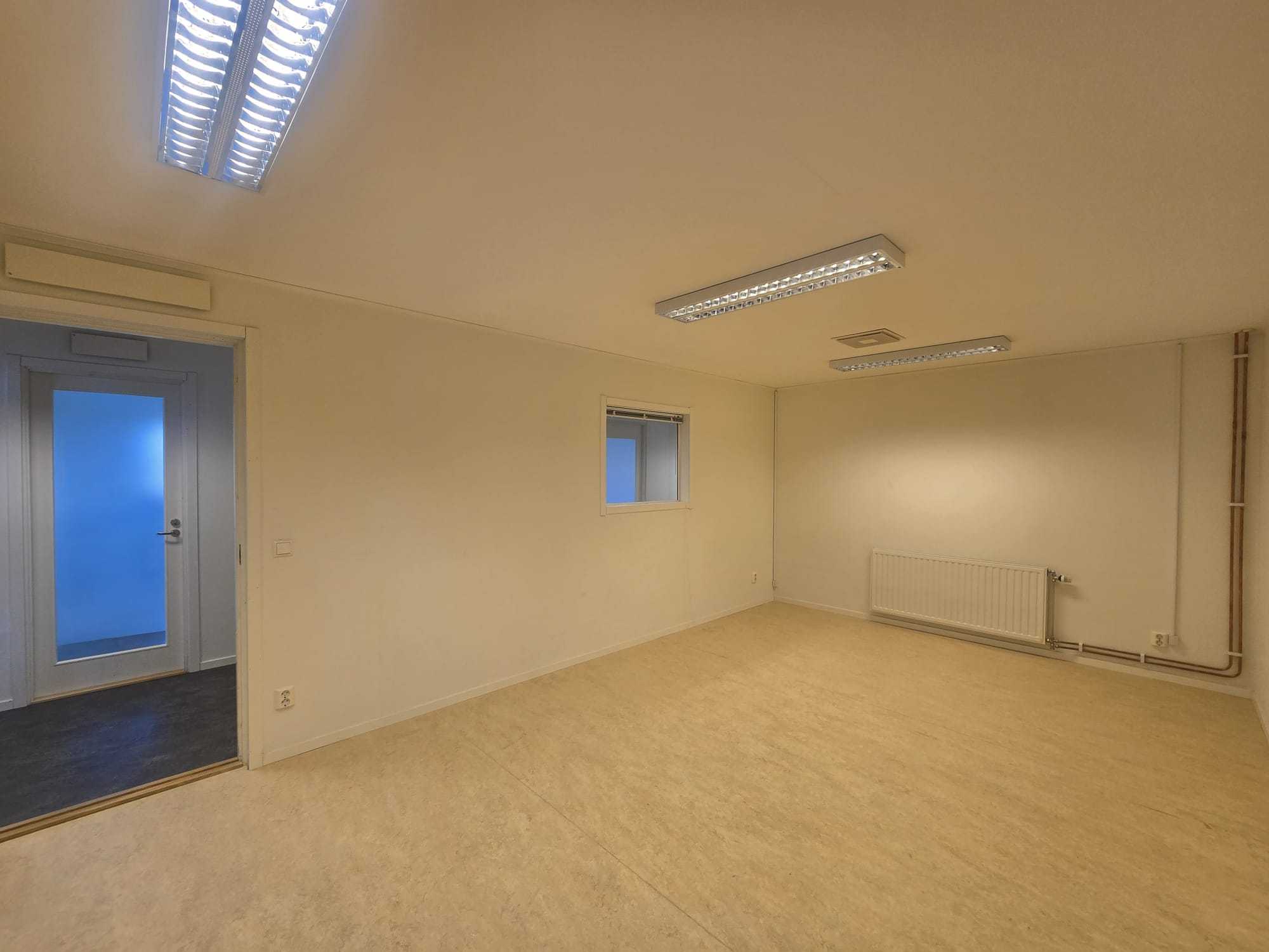 Kontor/Lager 21 kvm 1