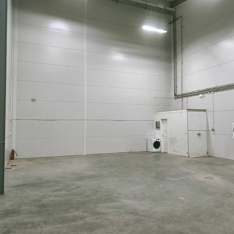 Lokal 126 kvm - ca 8 meter i takhöjd 2