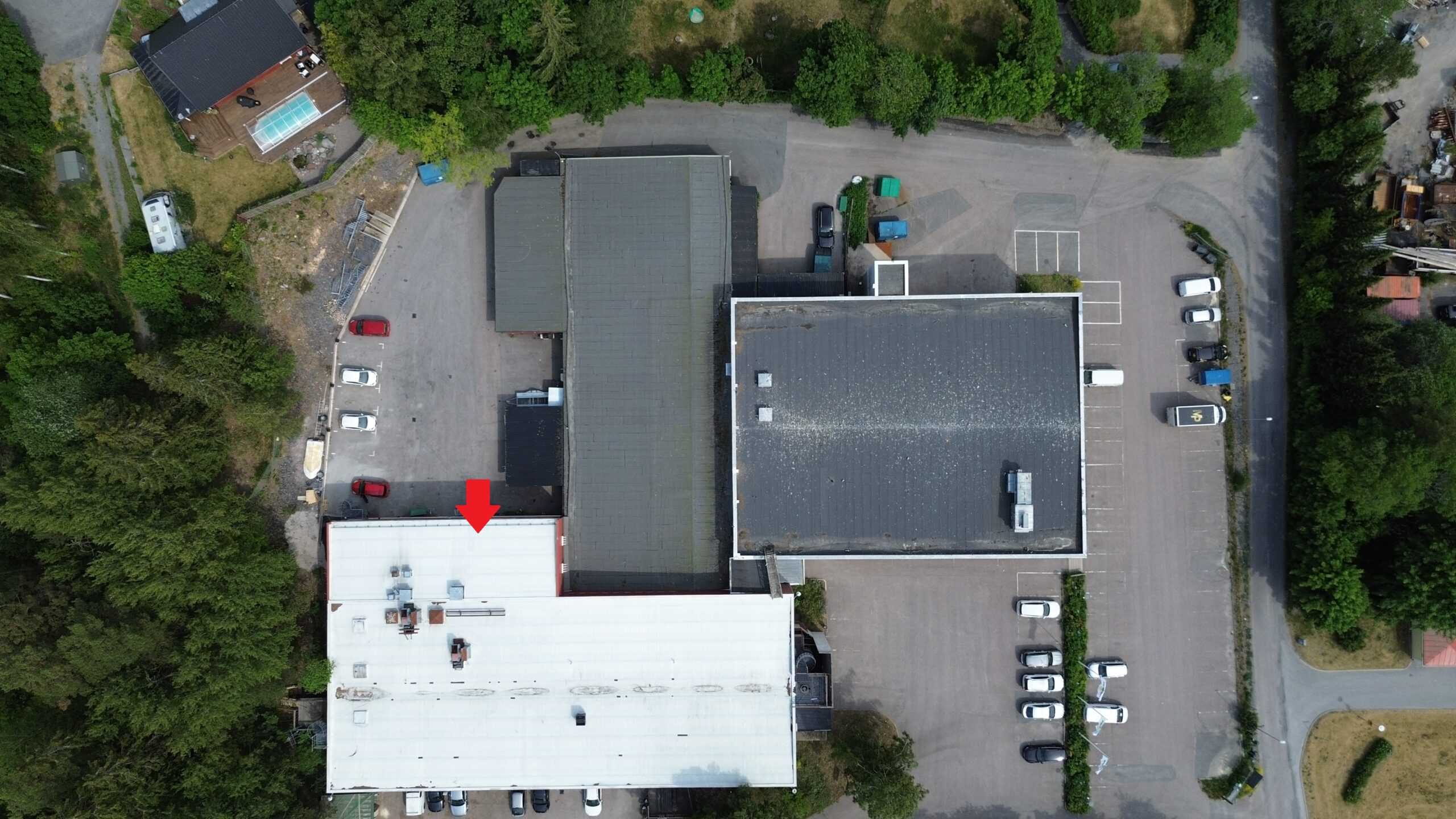 Lokal med port – 114 kvm på Stenhagsvägen! 1