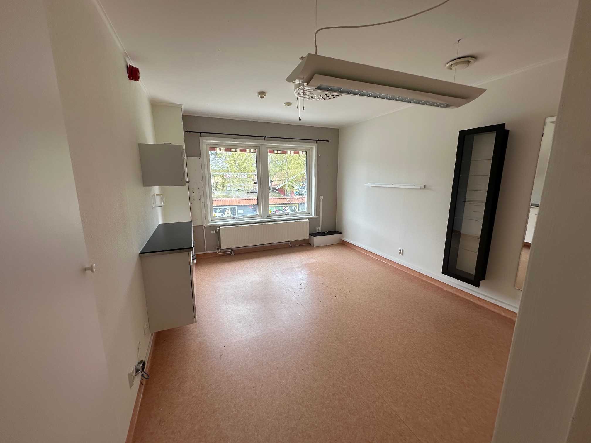 Lokal 15,5 kvm uthyres på Ljusterö Torg 1