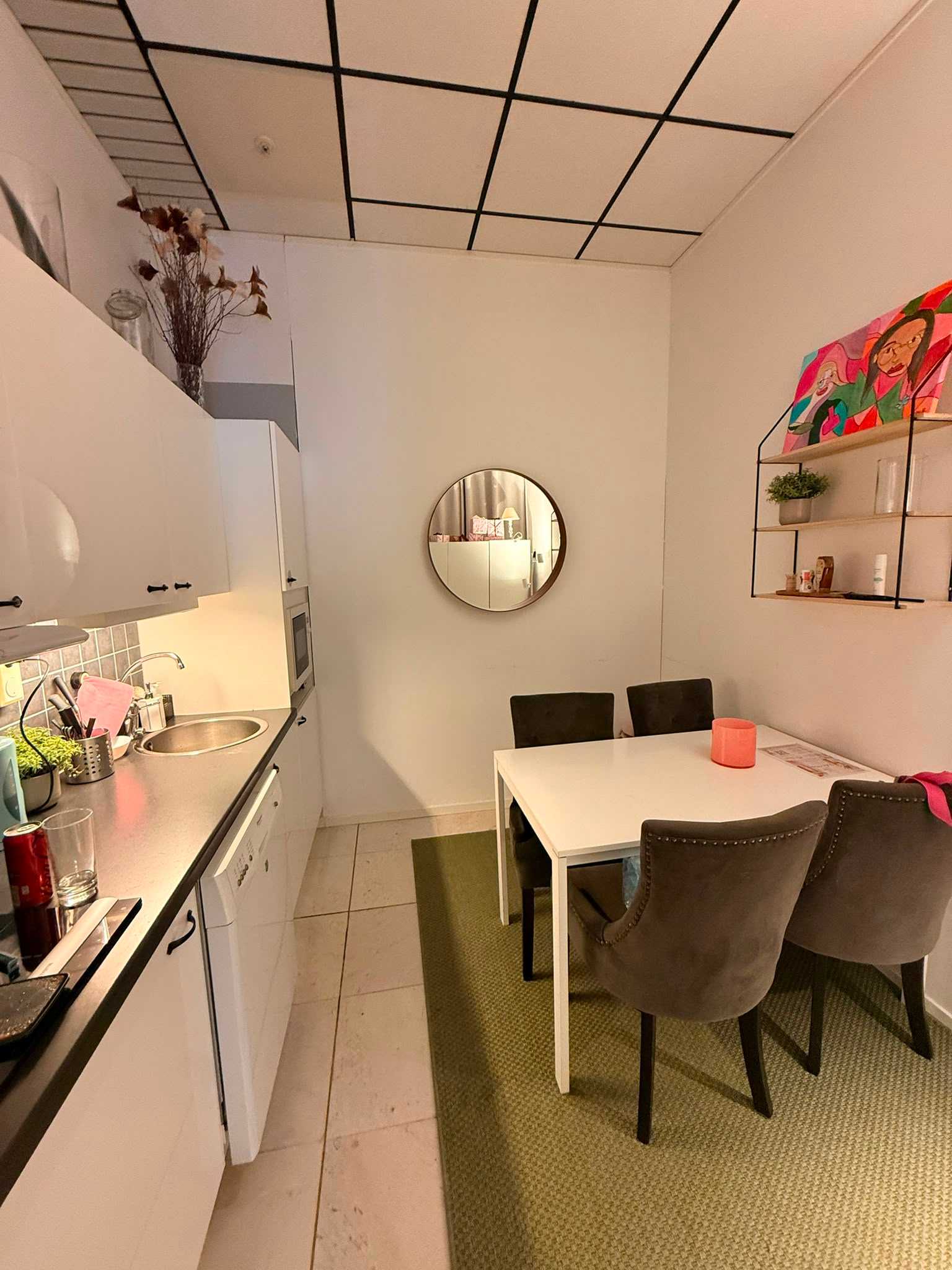 Lokal 175 kvm med egen entré från framsidan 9