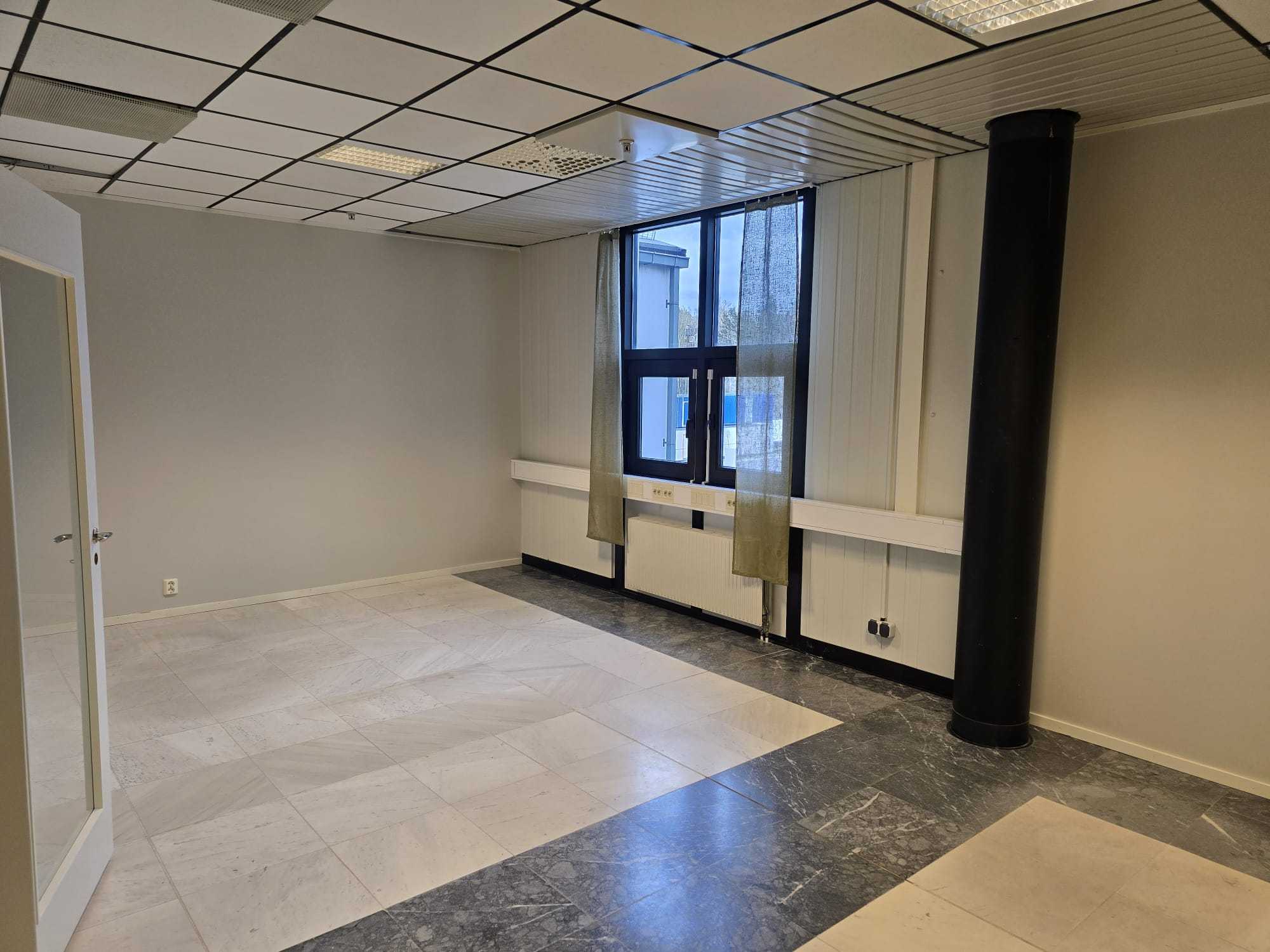 Ledigt kontor 32 m²  3